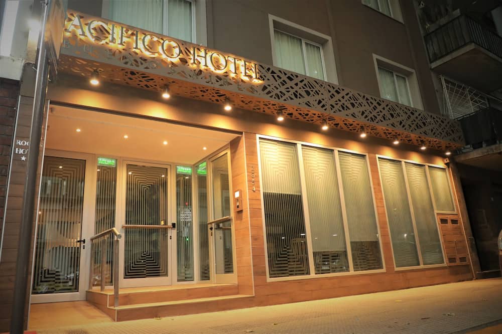 Pacifico Hotel