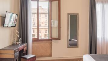 1 Schlafzimmer, Zimmersafe, BĂŒgeleisen/BĂŒgelbrett, kostenloses WLAN