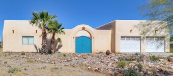 黃金谷沙漠度假屋：庭院和景觀