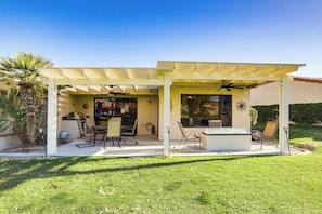 Apartment (2 Bedrooms) | Front of property