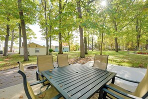 House (3 Bedrooms) | Interior - Holland Home: Walk to the Beach! (Holland)