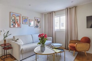 Apartment | Living area