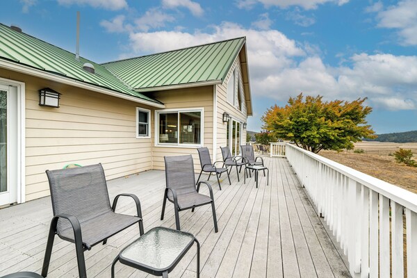 Vineyard Farmhouse In Oakland W/ Hot Tub! - Oregon