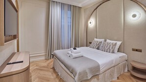 Sınıflandırılmamış resim, 24 üzerinden 4, düğme