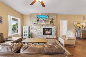 Casa (Multiple Bedrooms) | Interni