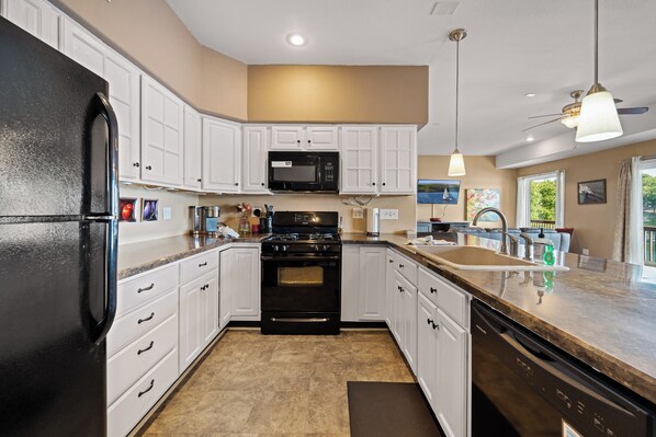 House (Multiple Bedrooms) | Interior