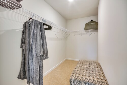 Modern Townhome w/ Private Yard in Kernersville!