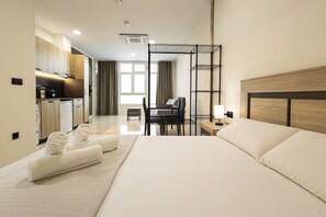 熨斗/熨衣板、免费 WiFi、床单