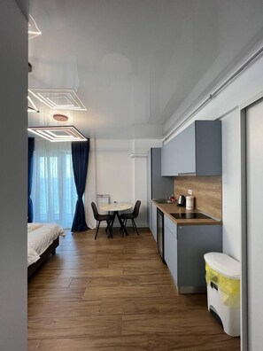 Deluxe-Studio, Meerblick | Eigene Küche | Mini-Kühlschrank, Herdplatte, Kochgeschirr/Geschirr/Besteck