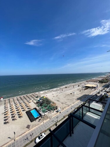 Signature Promenada Hotel-Apartments