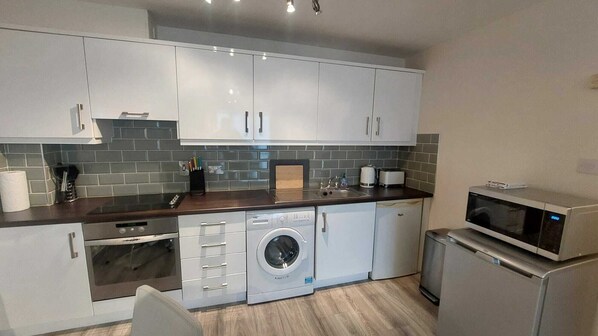 Fridge, microwave, oven, toaster