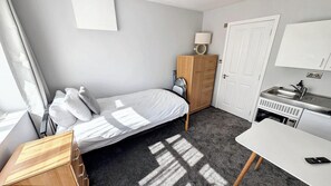 1 bedroom, Internet, bed sheets
