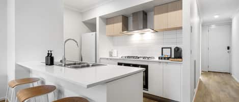 Fridge, microwave, oven, stovetop