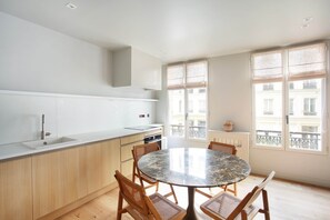 Lägenhet | Restauranger