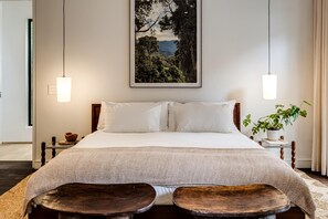 Villa | 3 bedrooms, desk, Internet