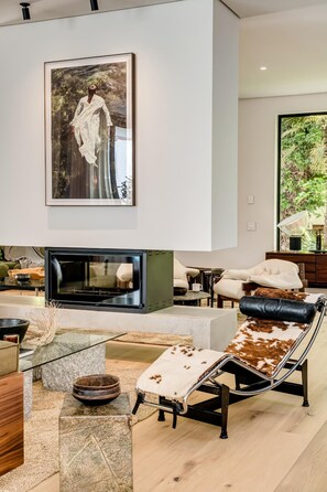 Villa | 3 bedrooms, desk, Internet