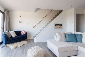 Apartamento | 4 dormitorios y Internet