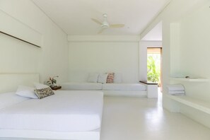 Apartment | 4 bedrooms, desk, Internet