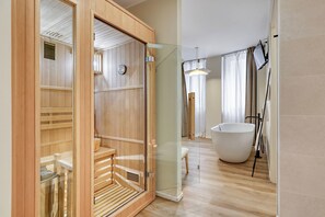 Double Room | Blackout drapes, iron/ironing board, free WiFi - Welchome suites (Perugia)