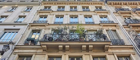 Apartment | Exterior detail