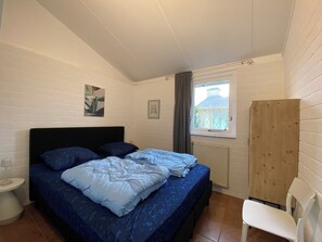 2 bedrooms, WiFi - Bungalow 7 (5 persons) (Petten)