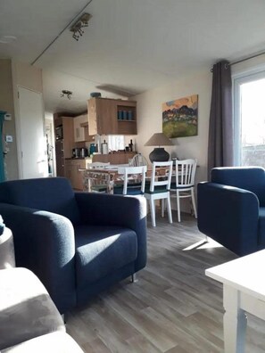 Living area - Chalet 019 (6 persons) (Petten)