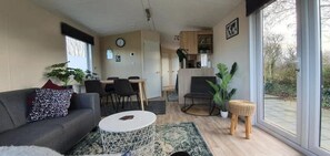 Living area - Chalet 071 (4 persons) (Petten)