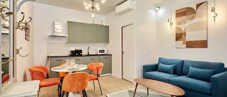 Apartment | Living area
