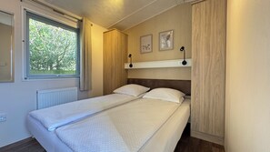 2 bedrooms, WiFi - Chalet 200 (4 persons) (Petten)