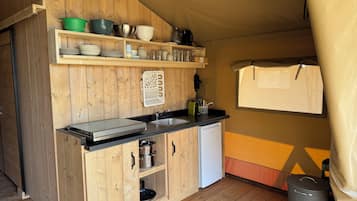 Parrilla de estufa y comedor