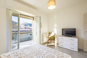 3 chambres, fer et planche Ă repasser, Wi-Fi gratuit, draps fournis