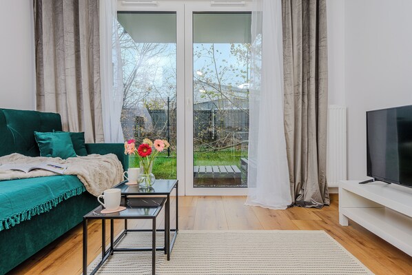 1 bedroom, iron/ironing board, free WiFi - ShortStayPoland Żupnicza B83 (Warsaw)