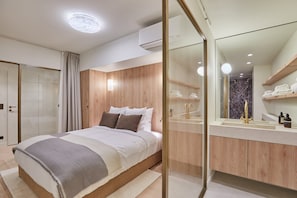 Apartment | Laptop workspace, iron/ironing board, bed sheets