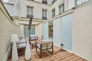 Apartment | Terrace/patio - Incredible Le Marais Apartment With Terrace (Paris)