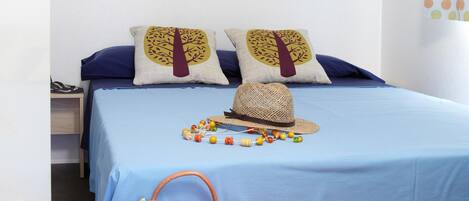 Bungalow | 2 bedrooms, individually furnished, bed sheets