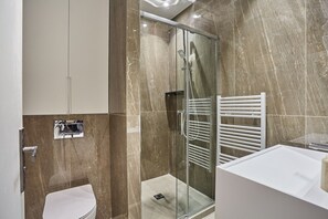 Apartment | Bathroom