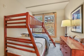 Condo, 3 Bedrooms | 3 bedrooms, free WiFi