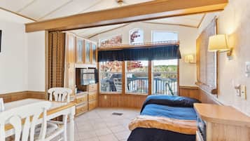 House, 2 Bedrooms | 2 bedrooms, free WiFi