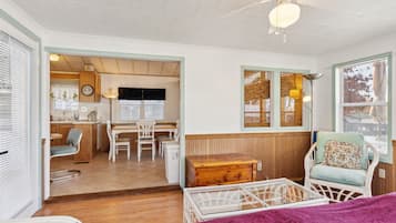 House, 2 Bedrooms | 2 bedrooms, free WiFi