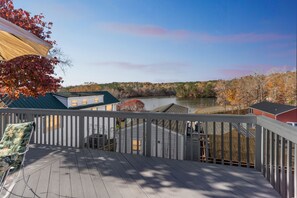 House, 2 Bedrooms | Property grounds - Lakefront Retreat In Badin Shores Resort 2 Bedroom Home (New London)