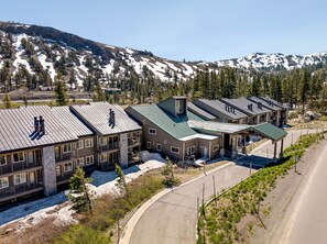 Íbúð - 2 svefnherbergi | Fyrir utan