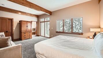 3 عدّة غرف نوم ومساحة عمل للكمبيوتر المحمول وواي فاي مجانًا