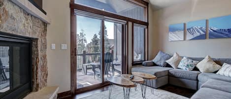 Condo, 3 Bedrooms | Living area | Smart TV