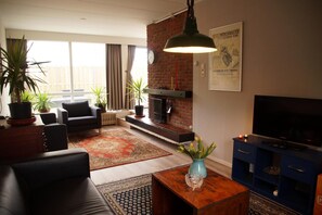 Living area - Holiday Home in Noordwijkerhout With Garden (Noordwijkerhout)