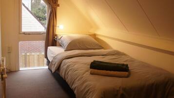 House | 4 bedrooms, bed sheets