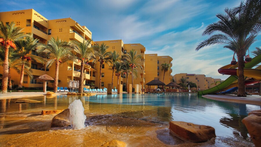 Eagles Downtown Zahabia Aqua Park