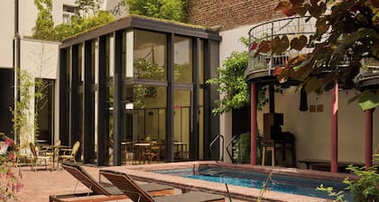 Latroupe Hotel Jardin Secret