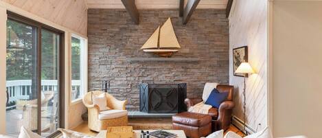 Smart TV, table tennis