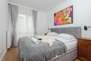 1 bedroom, iron/ironing board - ShortStayPoland Jagiellońska B70 (Warsaw)