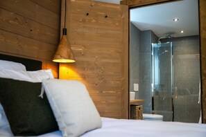 Apartment | 2 bedrooms, laptop workspace, iron/ironing board, bed sheets - Charming Apt With View 2bd/6p -residence in Mega\"ve (Megeve)
